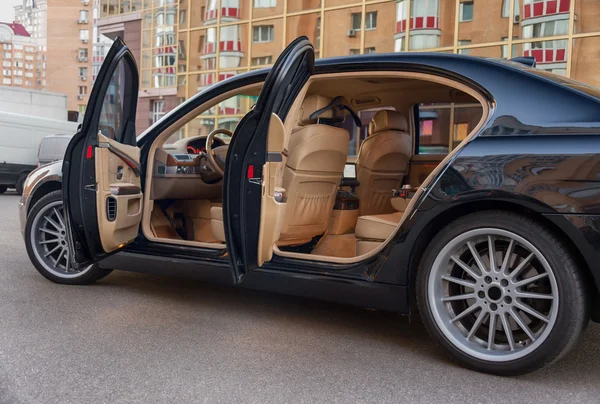 Expensive car interior — Stock Photo, Image