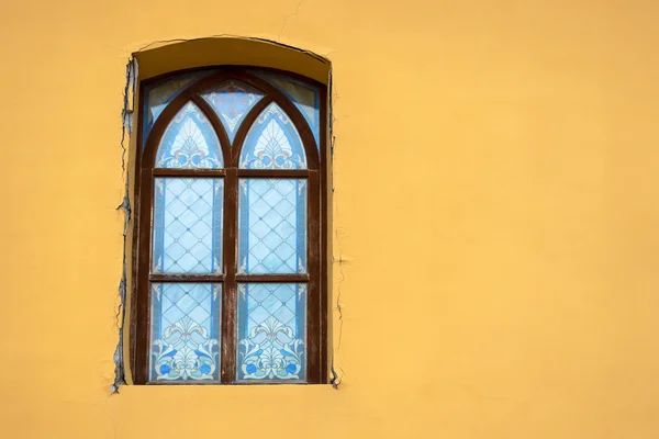 Staré okno Palanok hradu v Mukačevě, Ukrajina. — Stock fotografie