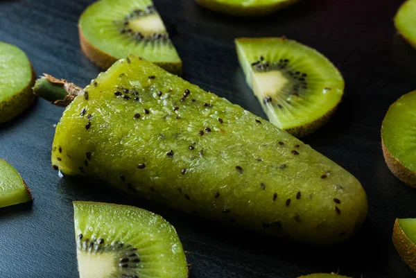 A kiwi jégkrém — Stock Fotó