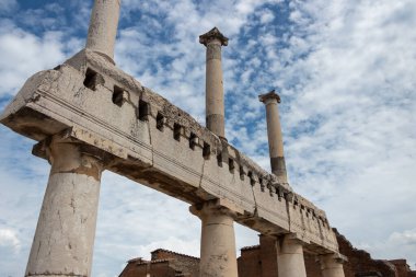 Pompei şehrinin 12 Temmuz 2019 Antik kalıntıları (Scavi di Pompei), Napoli, İtalya