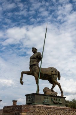 Pompeii 'deki Centaur heykeli - Roma İmparatorluğu