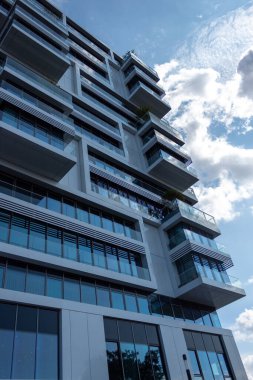 Berlin, Almanya, 17 Temmuz 2019, Berlin çevresindeki yeni konutlar ve apartmanlar için inşaat alanları