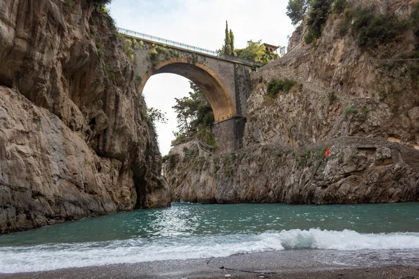 Macera Yolu, Amalfi Sahili, İtalya Fiordo di Furore