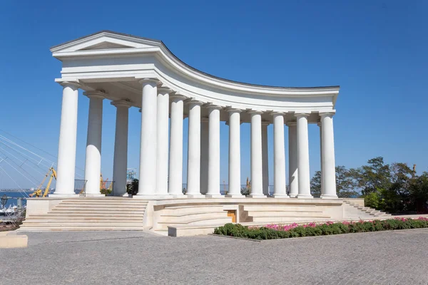 Колонада Воронцовського палацу в Одесі. Стокова Картинка