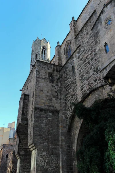 BARCELONA, SPAGNA - 24 OTTO 2019: Santa Maria del Mar a Barcellona — Foto Stock