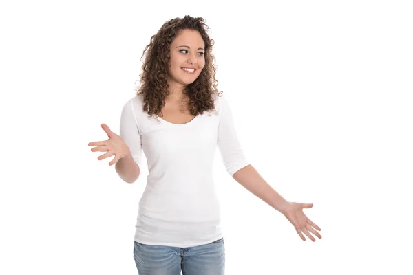 Isolerade ganska glad ung kvinna presentera över vit ba — Stockfoto