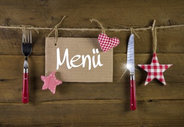 Bıçak ve çatal woode üzerinde olan restoranlar için Noel menü kartı