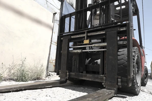 Yükleyici forklifti