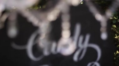 Festival dekorasyonda cam boncuklar