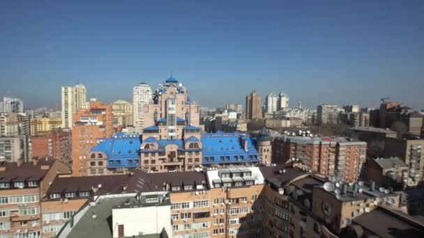 Vista superior dos edifícios altos da cidade 4k — Vídeo de Stock