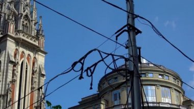 Şehirde Elektrik Telleri