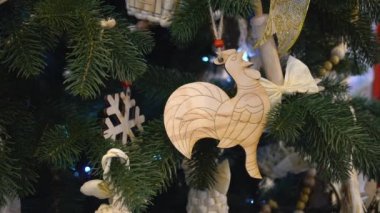 Horoz Noel ağacı süsler
