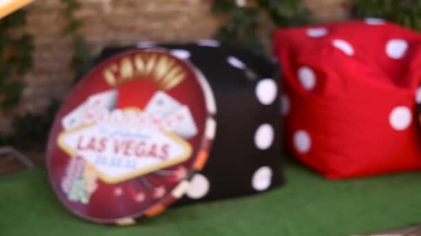 Decorações para uma festa no estilo casino — Vídeo de Stock