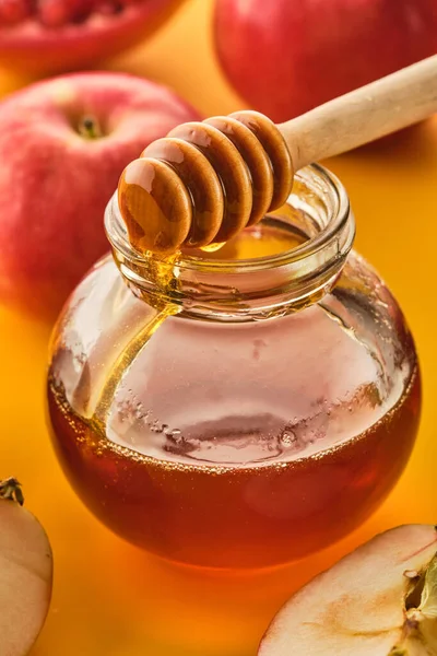 Jüdischer Feiertag Rosch Haschana Mit Honig Und Äpfeln — Stockfoto