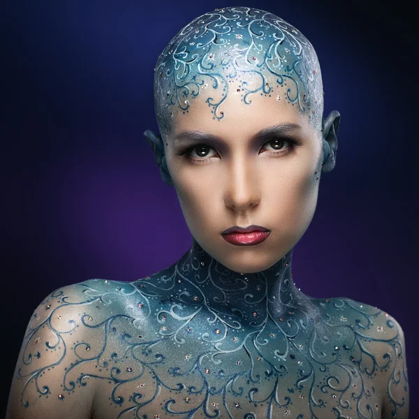 Bald girl with colorful make-up art. — Stock Photo, Image