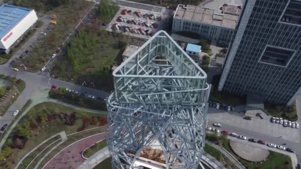 Şehrin panoramik manzaralı kule görüntüleri inanılmaz. — Stok video