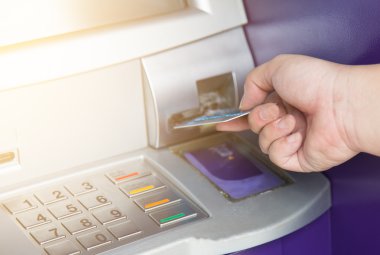 Banka makinesine ATM kredi kartı ekleniyor