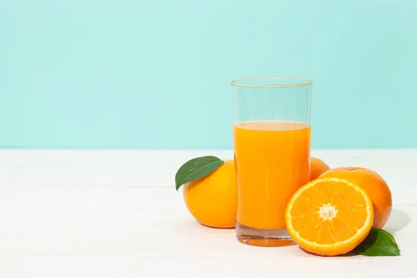 Fresh Orange Juice Glass Oranges Fruit White Wooden Table Blue — Stock Photo, Image