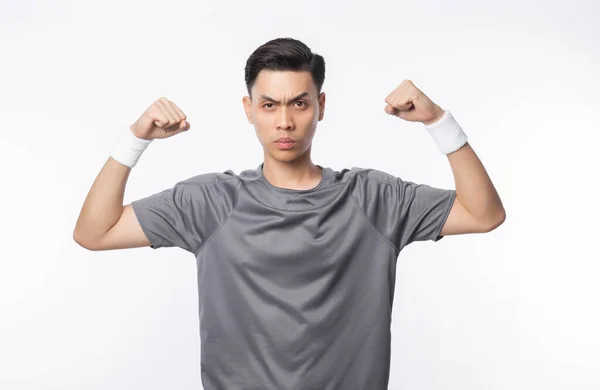 Junge Schöne Asiatische Sport Mann Zeigt Stärke Und Suchen Kamera — Stockfoto