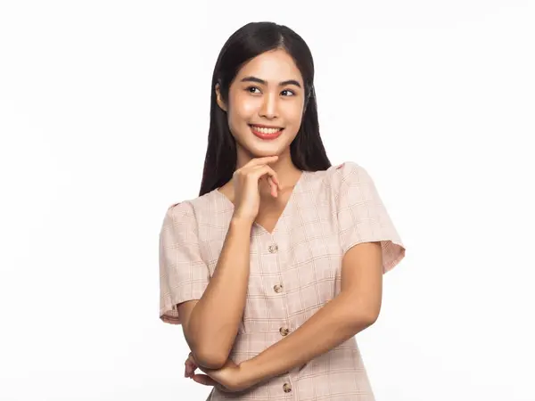 Porträt Einer Lächelnden Jungen Asiatischen Geschäftsfrau Auf Weißem Hintergrund — Stockfoto