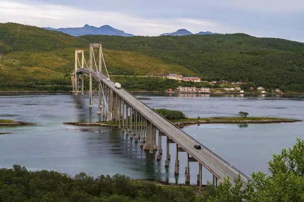 Brücke Zwischen Den Inseln Des Lofoten Archipels Nordnorwegen — Stockfoto
