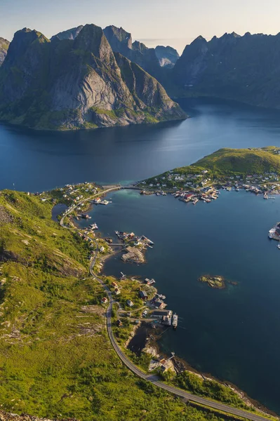 노르웨이 로포텐에 어촌의 일부를 위로부터 — 스톡 사진