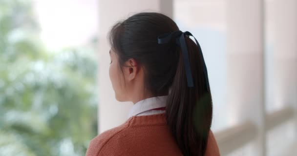 Scène Ralenti Une Jeune Étudiante Asiatique Mignonne Aux Cheveux Longs — Video