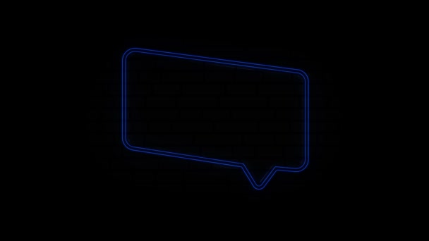 Сяюча синя неонова лінія значок балачки ізольована на чорному тлі. Піктограма повідомлення. Символ балачки зв'язку або коментаря. 4-кілометровий — стокове відео