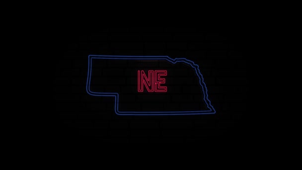 Linha de néon brilhante Estado de Nebraska letras isoladas sobre fundo preto. EUA. Mapa animado mostrando o estado do Nebraska do estado unido da américa — Vídeo de Stock