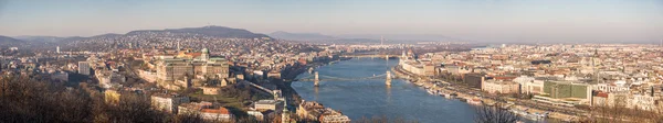 Gród Budapesztu z Dunaju — Zdjęcie stockowe
