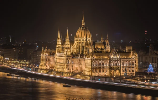 Hungarian Parliament Building at Night — Stock Photo, Image