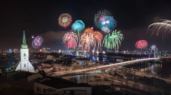 New Year Celebration Fireworks Danube River Bratislava Slovakia — Stock Photo, Image