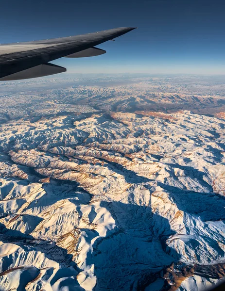 Luftaufnahme Aus Einem Flugzeug Fliegen Über Dem Schönen Land Bei — Stockfoto