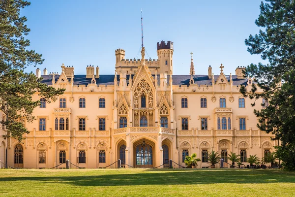 Lednice Castle at Sunset, Back View — Stock Photo, Image