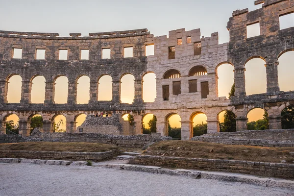 Starověké římské amfiteátr v pula, chorvatsko — Stock fotografie