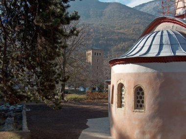 Pec Patrikliği, Kosova 'da bulunan 13. yüzyıldan kalma Sırp Ortodoks Manastırı. UNESCO Dünya Mirası.