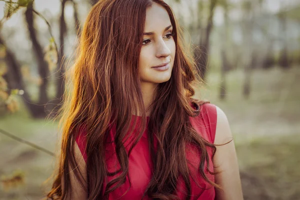 Retrato de menina ruiva — Fotografia de Stock