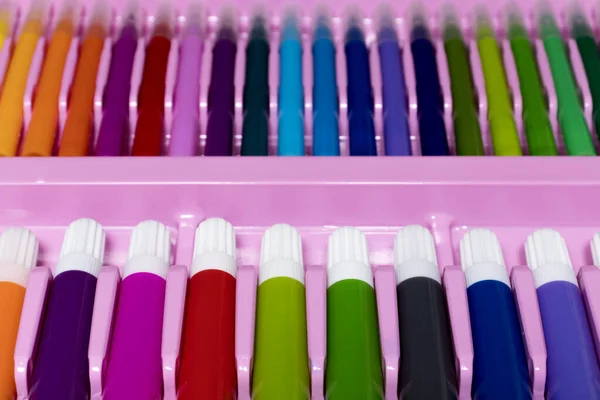 Zestaw Kolorowych Markerów Wszystkie Kolory Tęczy Artykuły Biurowe Szkolne — Zdjęcie stockowe
