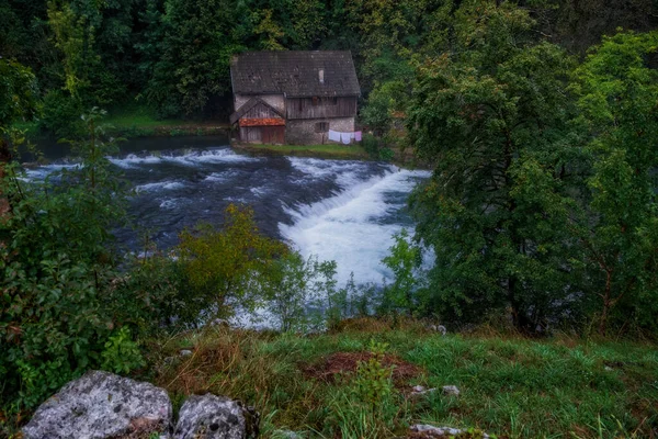 Pueblo Rastoke Cerca Slunj Croacia Antiguos Molinos Agua Cascadas Del — Foto de Stock