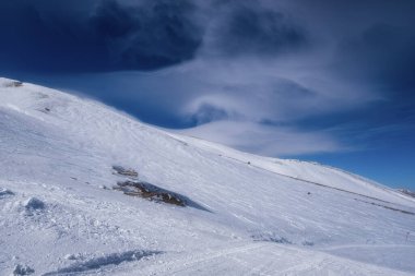 Şubat 2021 'de Erciyes Dağı' nın karla kaplı kış manzarası