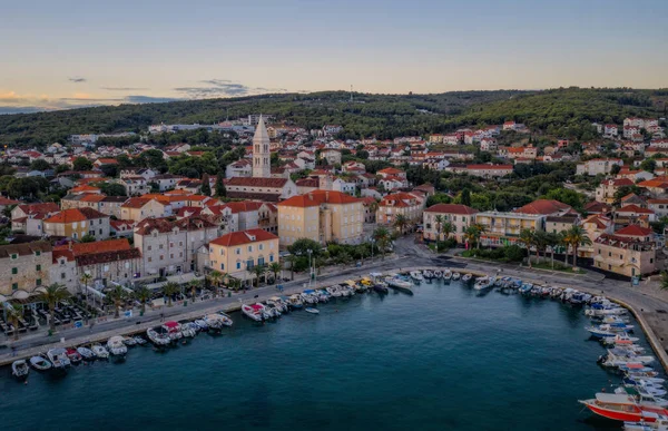 Vista Pitoresca Cênica Sobre Supetar Ilha Brac Croácia Vista Aérea — Fotografia de Stock