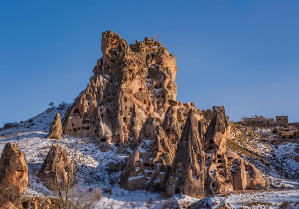 Die Burg Von Uchisar Ist Ein Hoher Vulkanischer Felsvorsprung Mit — Stockfoto