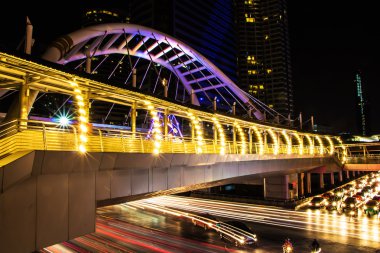 BTS Brt gökyüzü Köprüsü Bangkok Tayland