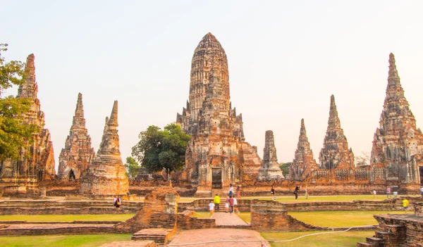 Opis: Wat Chai Watthanaram, Ayutthaya, Tajlandia — Zdjęcie stockowe