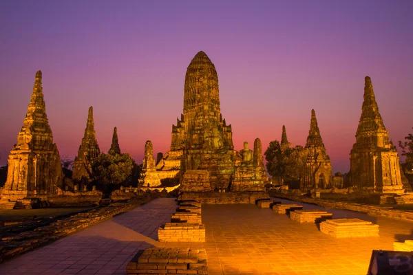 Opis: Wat Chai Watthanaram, Ayutthaya, Tajlandia — Zdjęcie stockowe