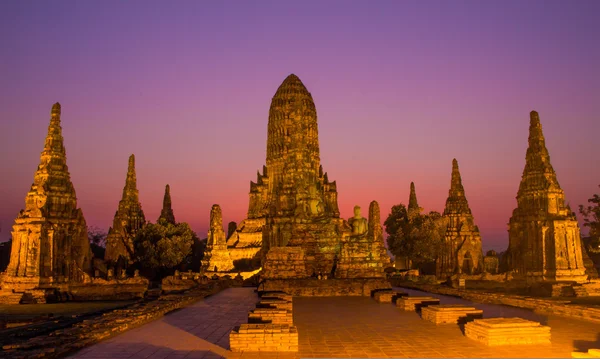 Opis: Wat Chai Watthanaram, Ayutthaya, Tajlandia — Zdjęcie stockowe