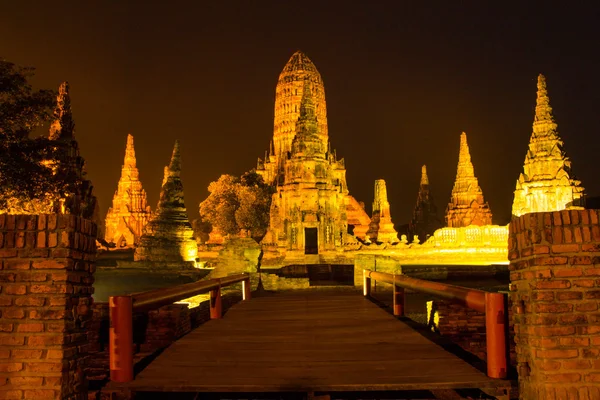 Opis: Wat Chai Watthanaram, Ayutthaya, Tajlandia — Zdjęcie stockowe