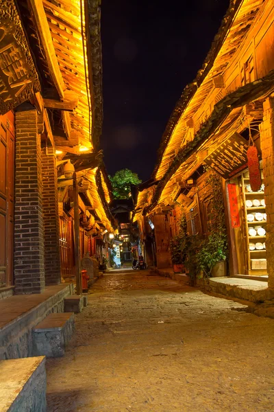 Lijiang starożytnych, samotny, opuszczony w nocy — Zdjęcie stockowe