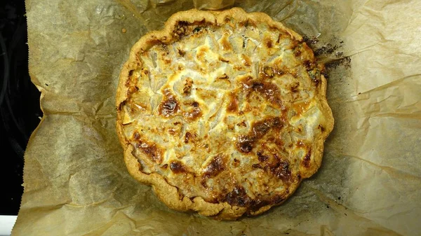 Flan Recém Assado Cheio Peras Nozes Queijo Gorgonzola — Fotografia de Stock