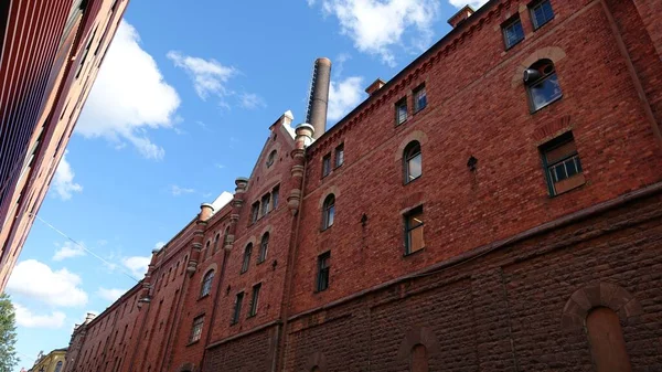 Sveç Güneyindeki Stockholm Bölgesindeki Eski Bir Fabrikanın Cephesine Bir Göz — Stok fotoğraf